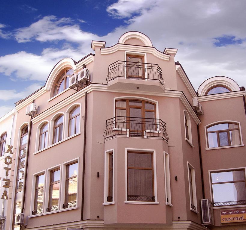 Central Family Hotel Haskovo Exterior photo